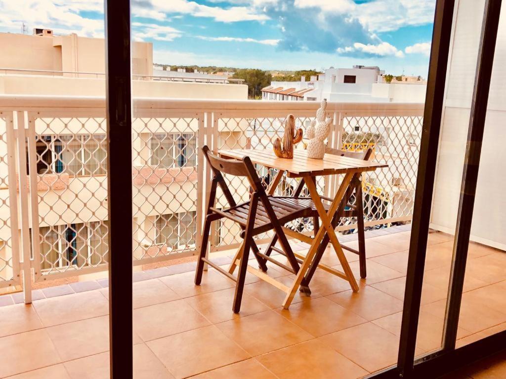 A 2 Passi Dal Mare! Apartment Es Pujols Bagian luar foto