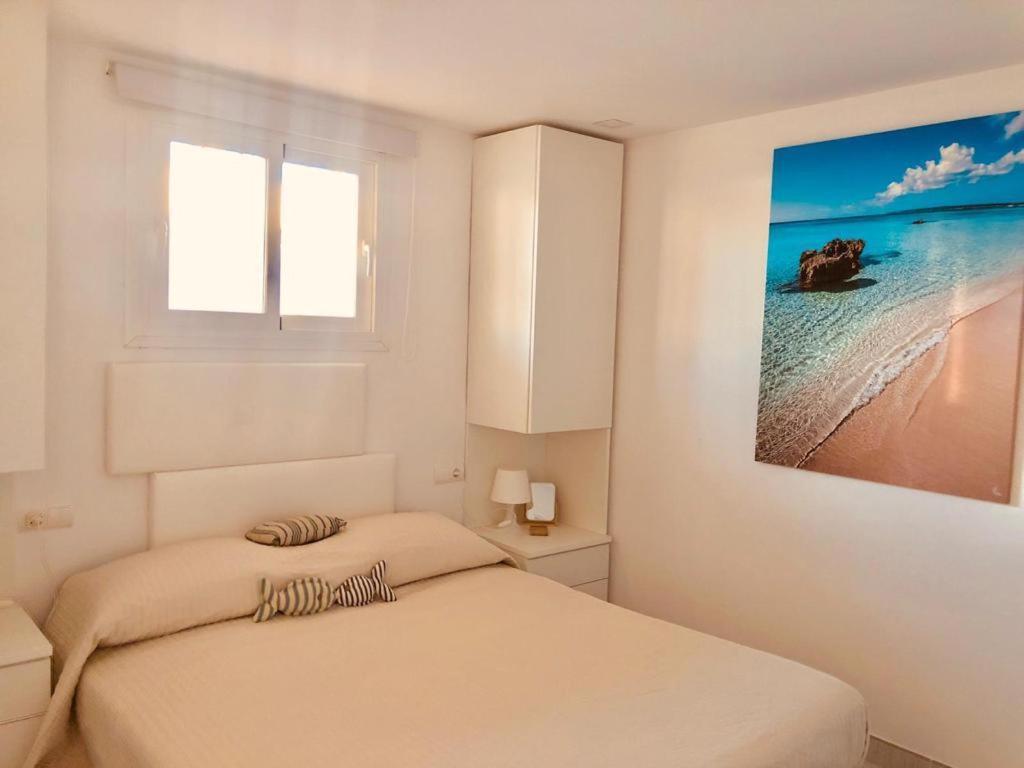 A 2 Passi Dal Mare! Apartment Es Pujols Bagian luar foto
