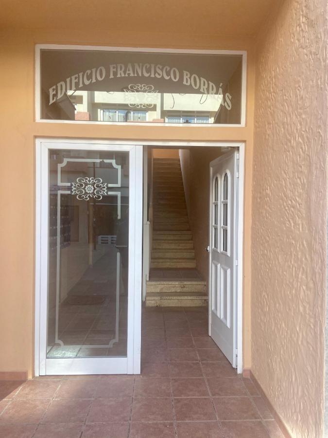 A 2 Passi Dal Mare! Apartment Es Pujols Bagian luar foto